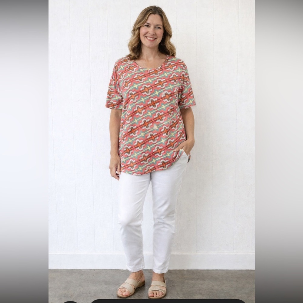 NWT LulaRoy soft multiple colors short sleeve top M.